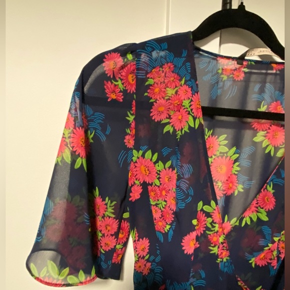 ⚫️ Zara ⚫️ wrap semi sheer floral maxi dress - size small - Picture 4 of 4